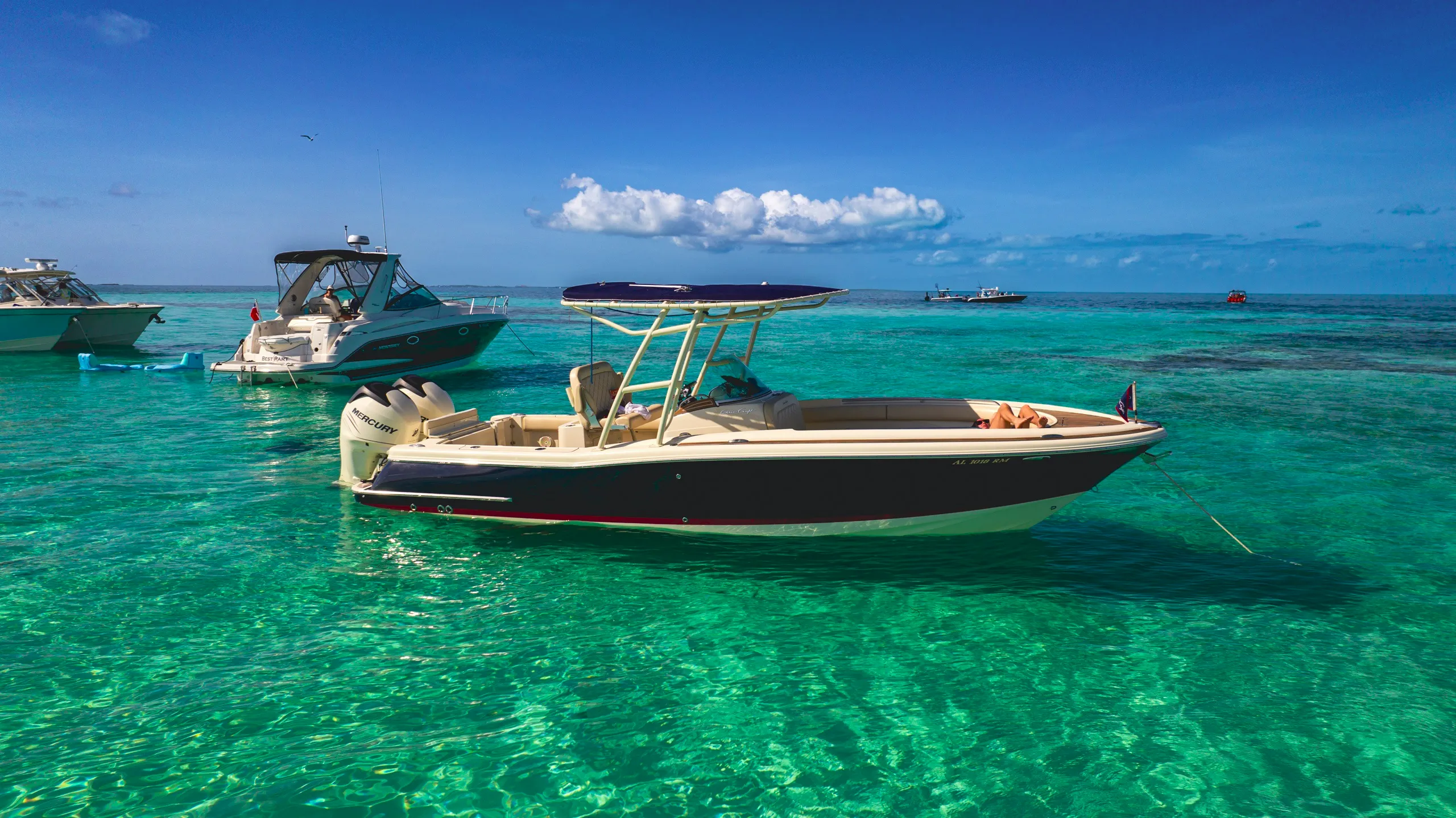 Chris Craft boat rental