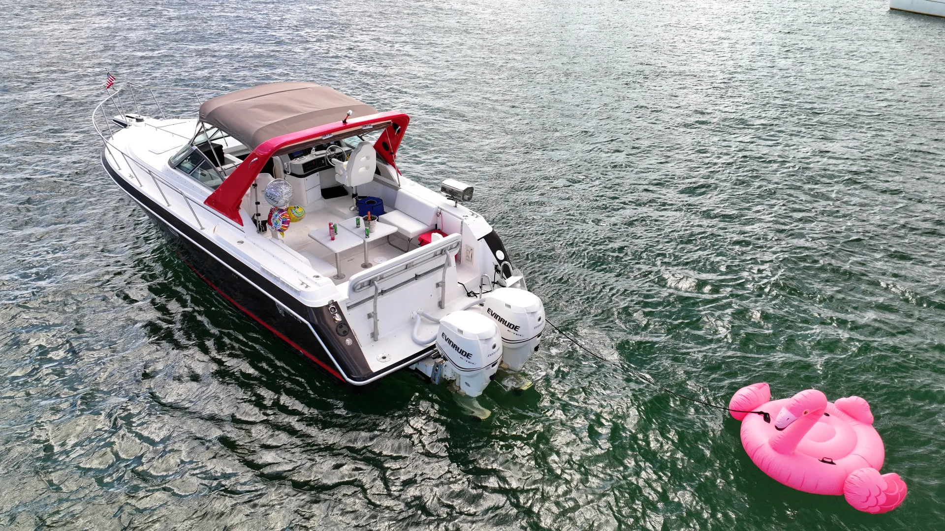 Formula charter-ready yacht in Fort Lauderdale, Florida
