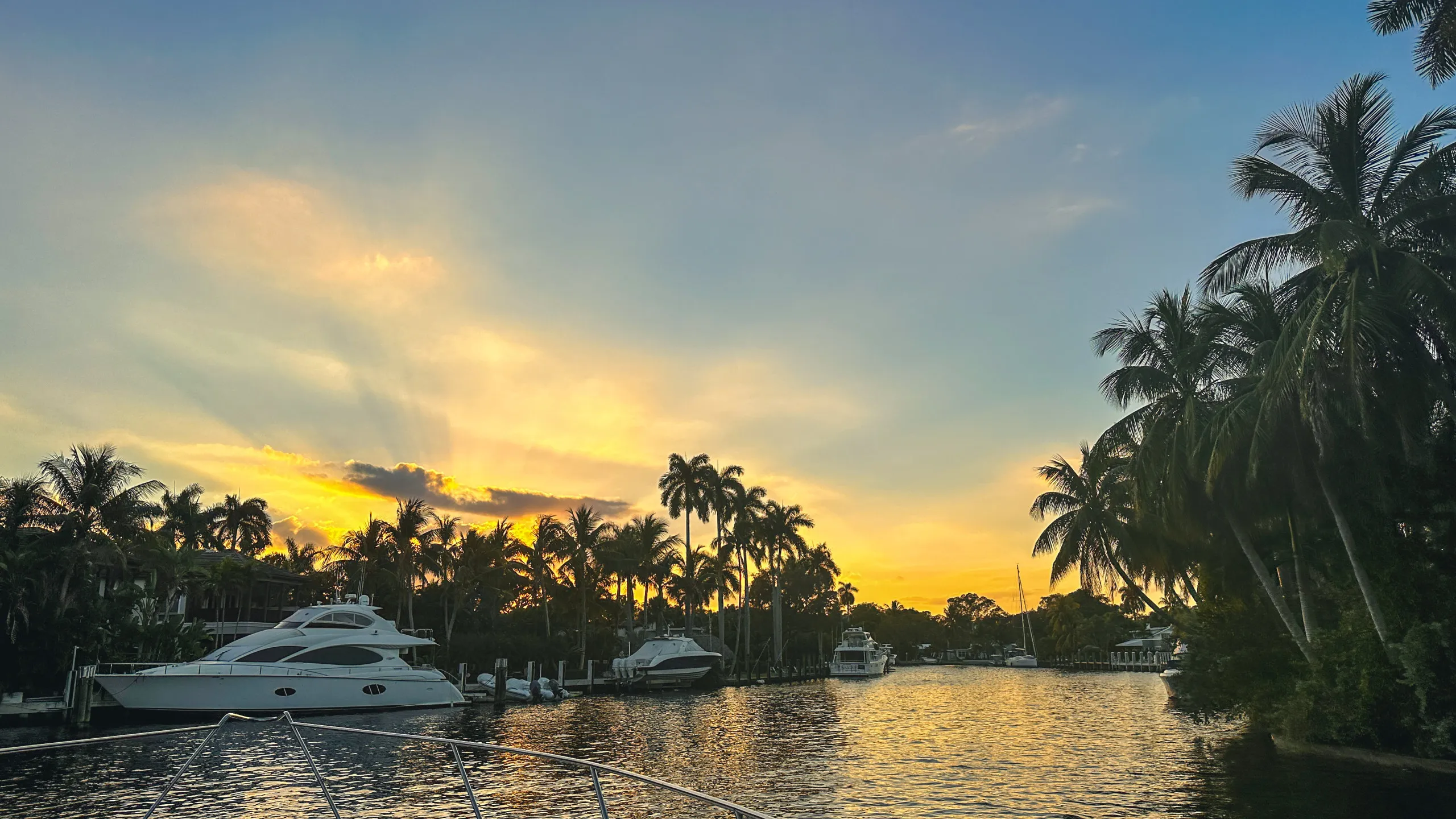 Fort Lauderdale waterway yacht charter