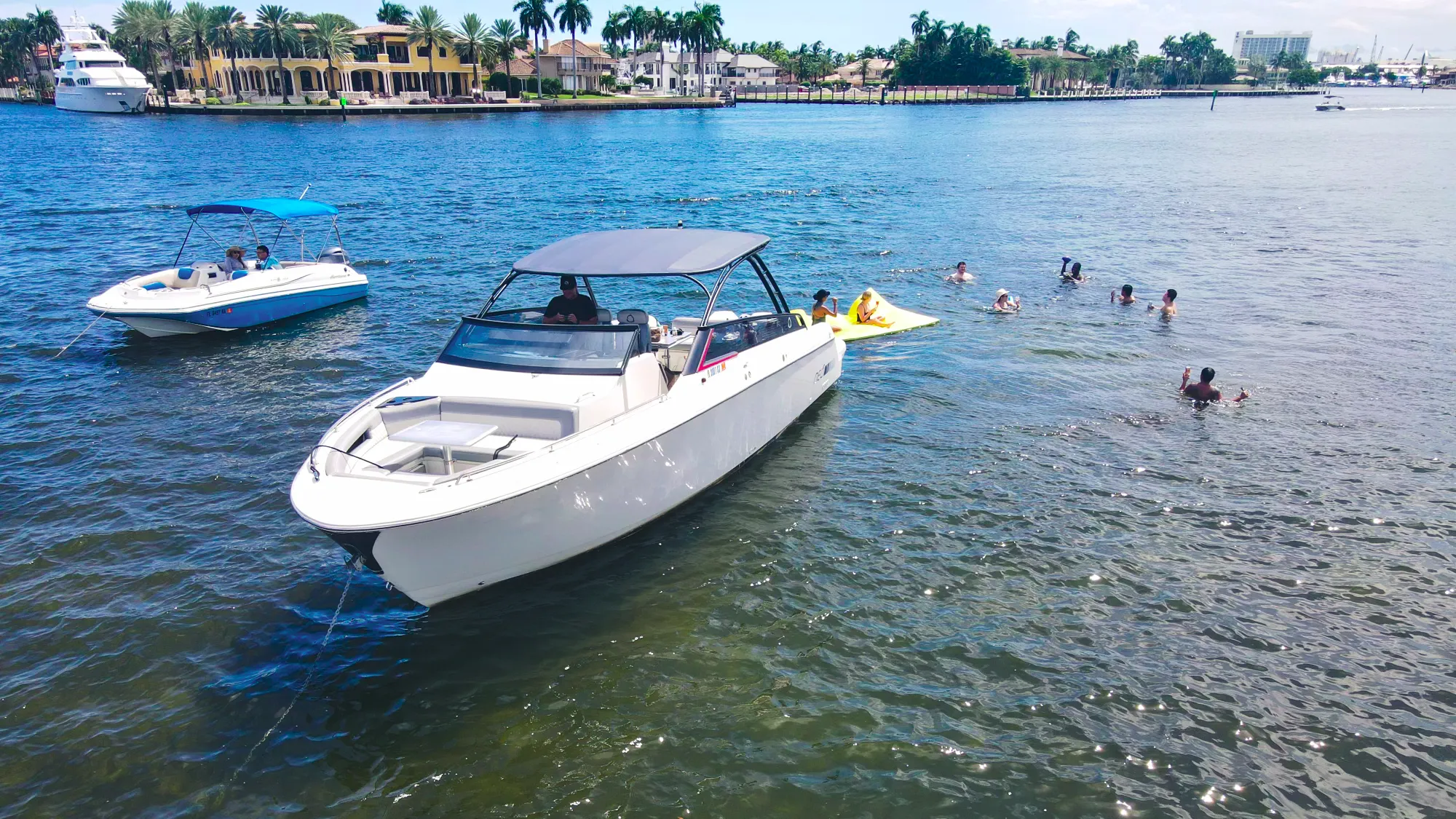 Greenline aboard a private Fort Lauderdale yacht rental
