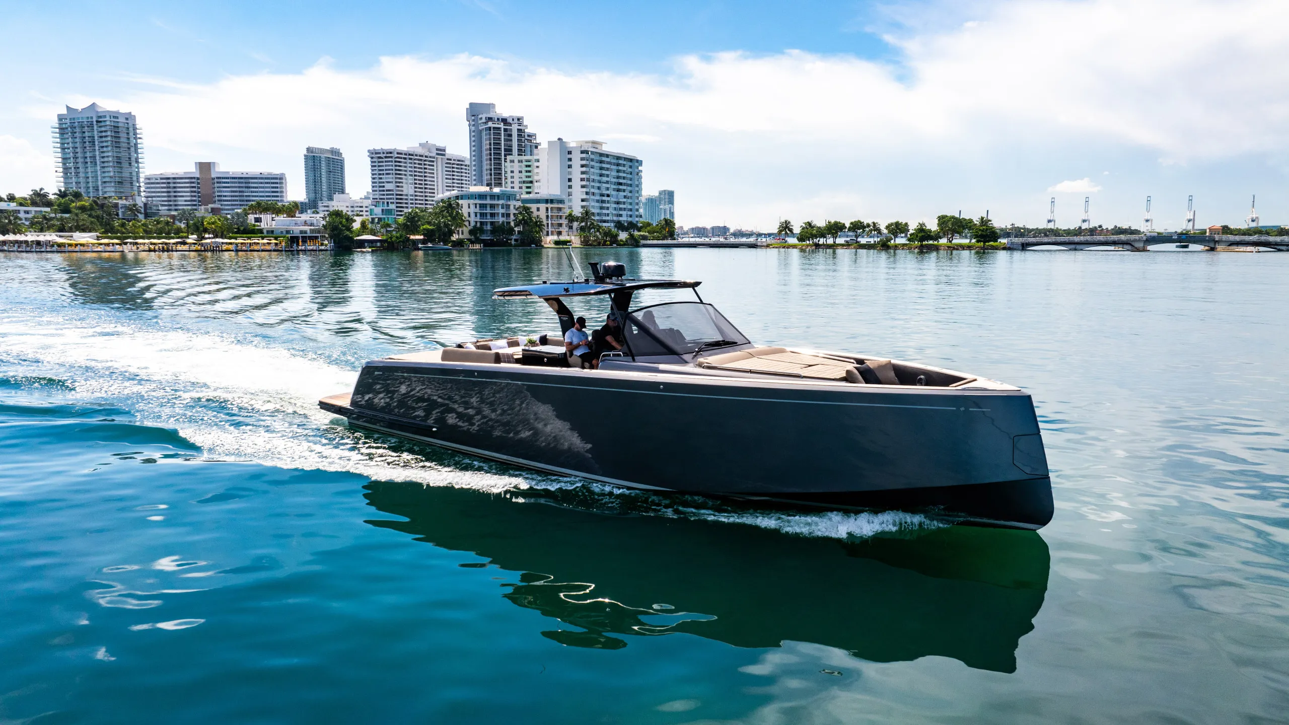 Luxury yacht charter option