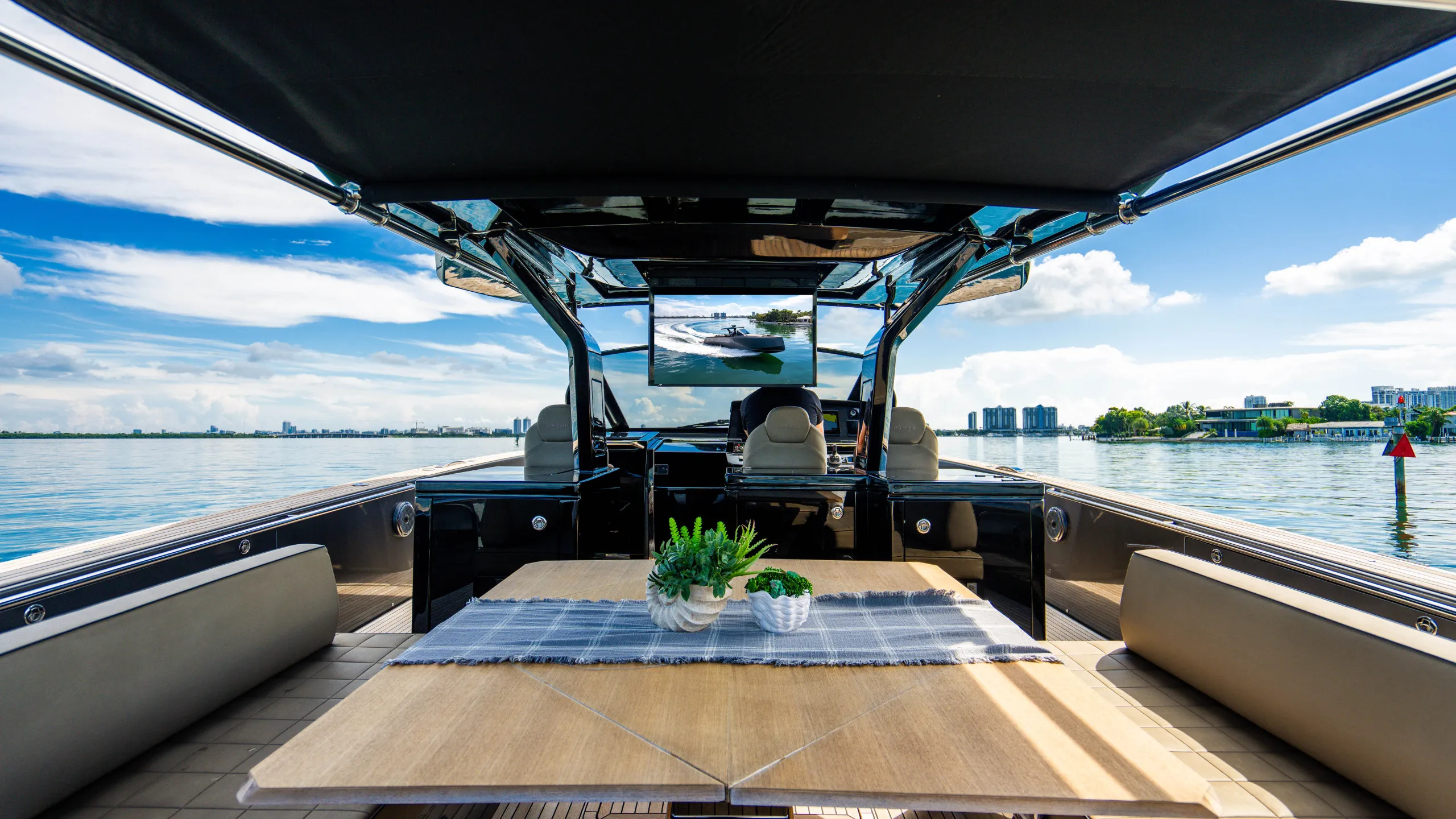 Pardo yacht charter experience in South Florida