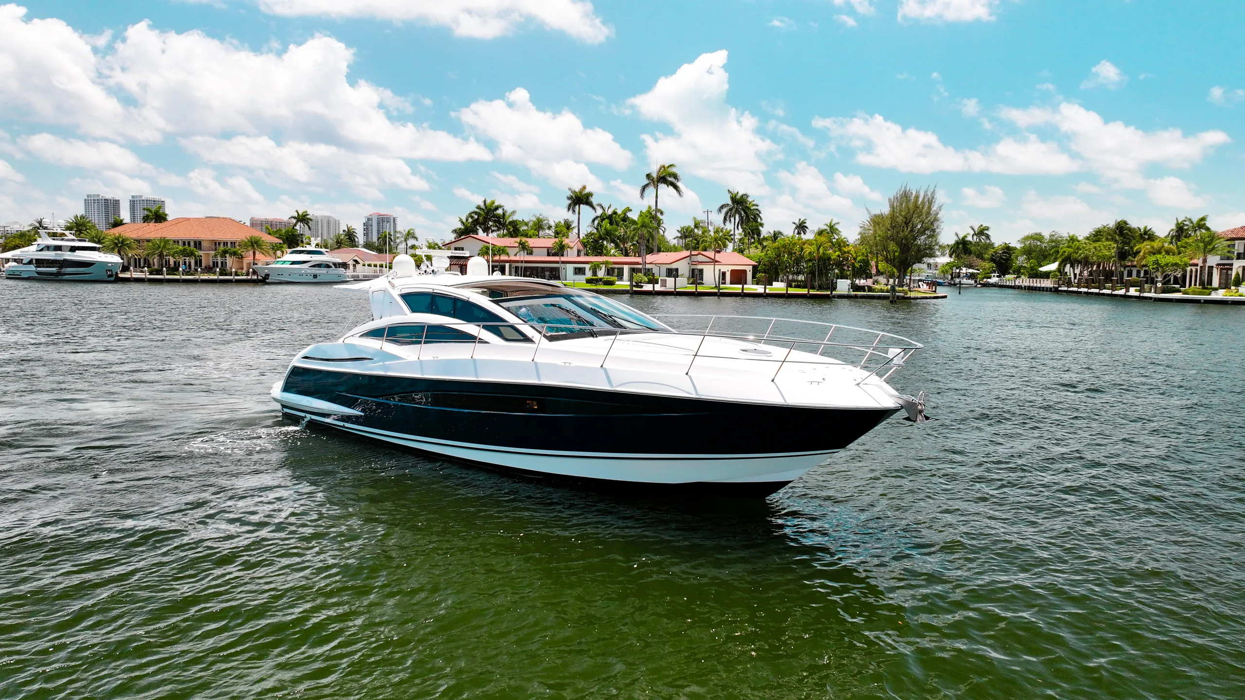 Savannah guest experience on a Fort Lauderdale yacht charter