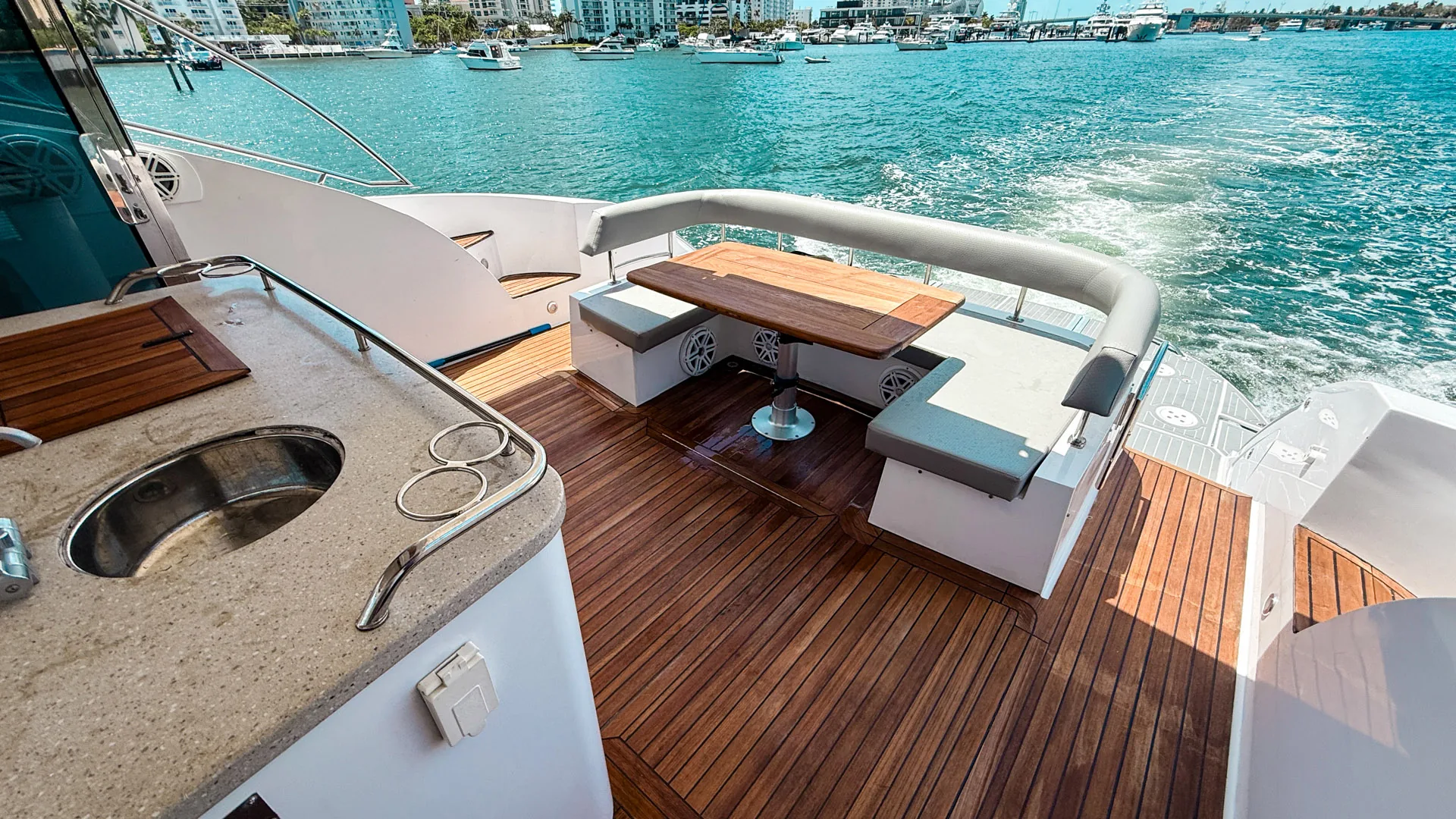 Savannah yacht charter experience in South Florida