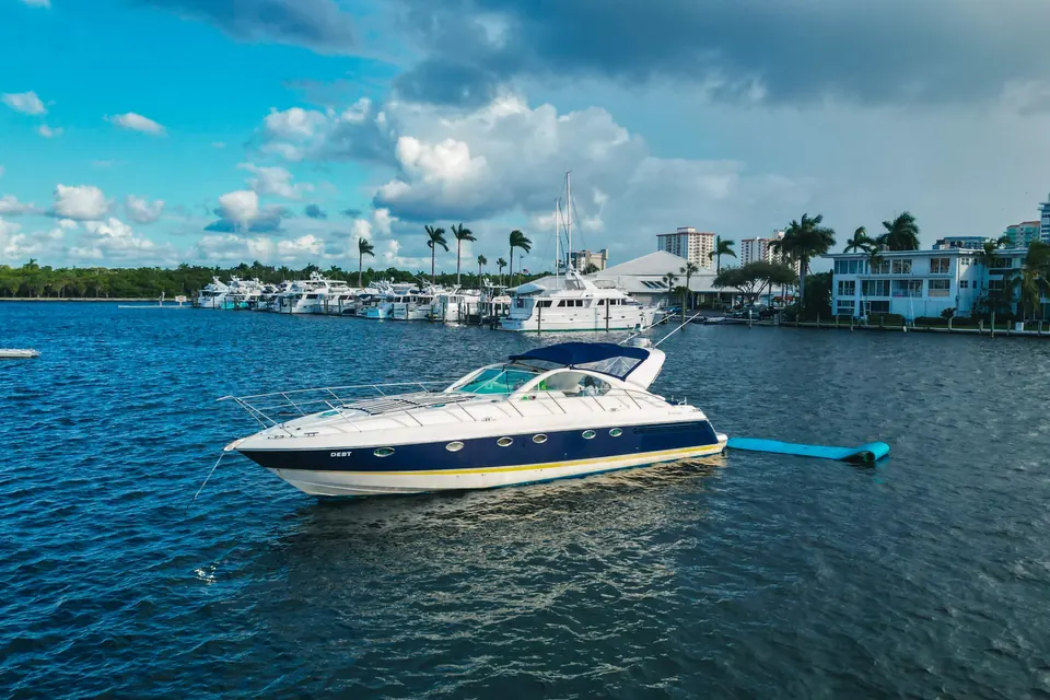 Fairline 50