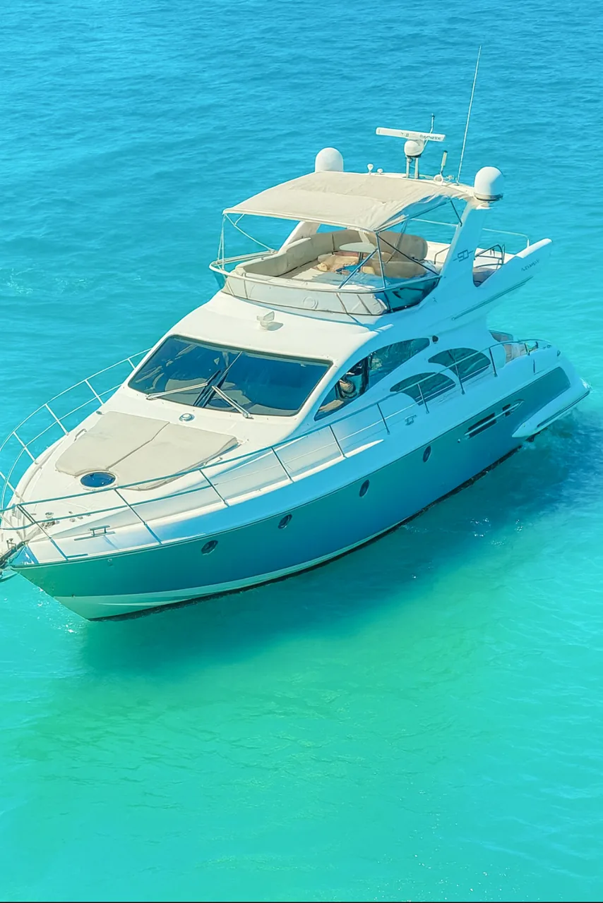 Azimut available for a captained Fort Lauderdale yacht charter