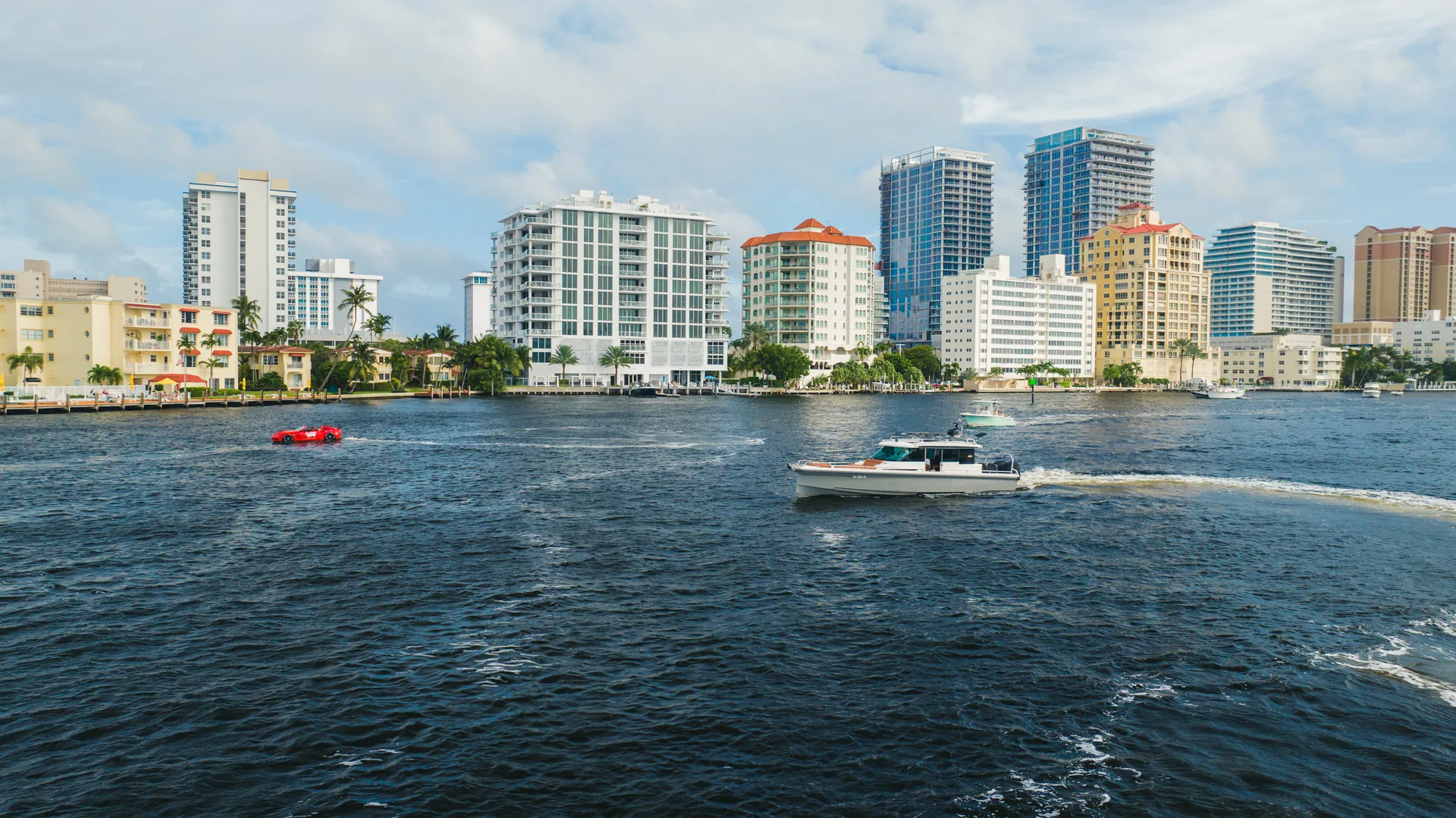 Axopar yacht rental on the Fort Lauderdale waterways