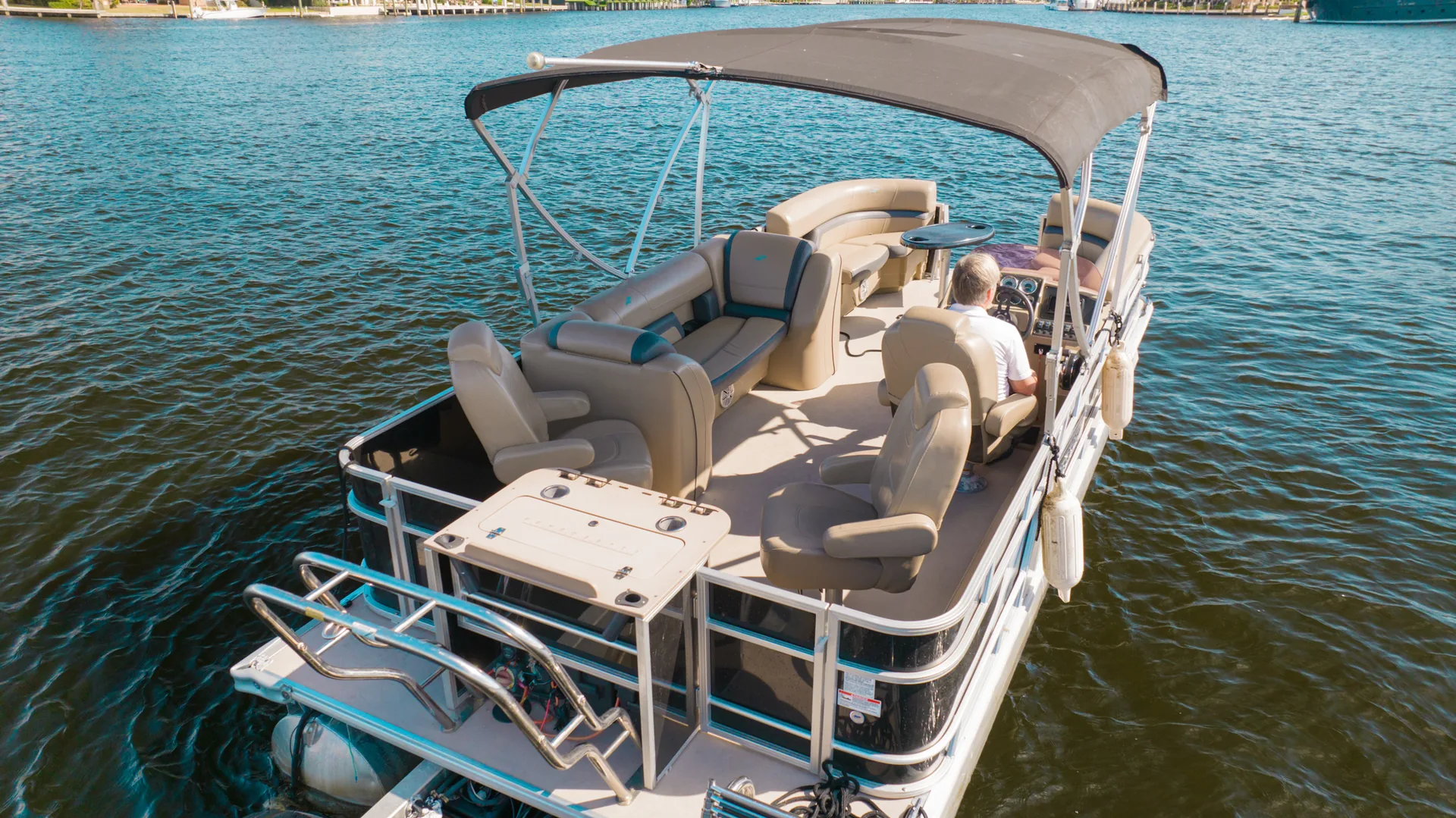 Starcraft private yacht charter in Fort Lauderdale