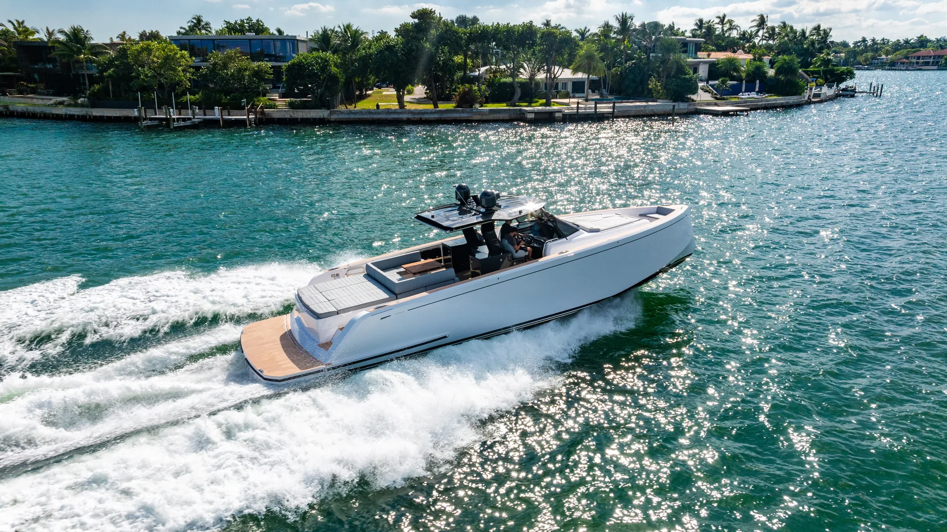 White Pardo available for a captained Fort Lauderdale yacht charter