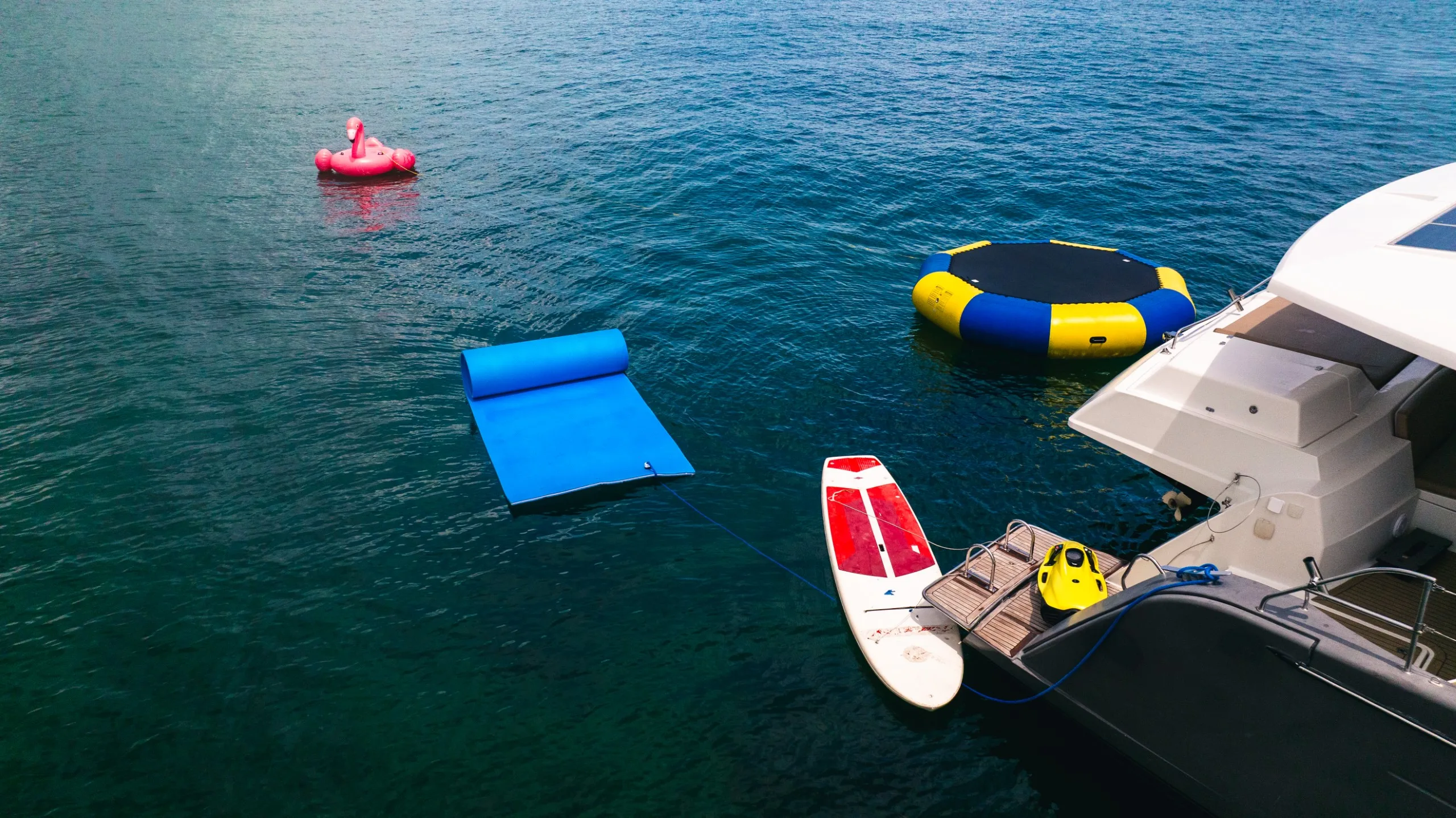 flamingoyachtcharters