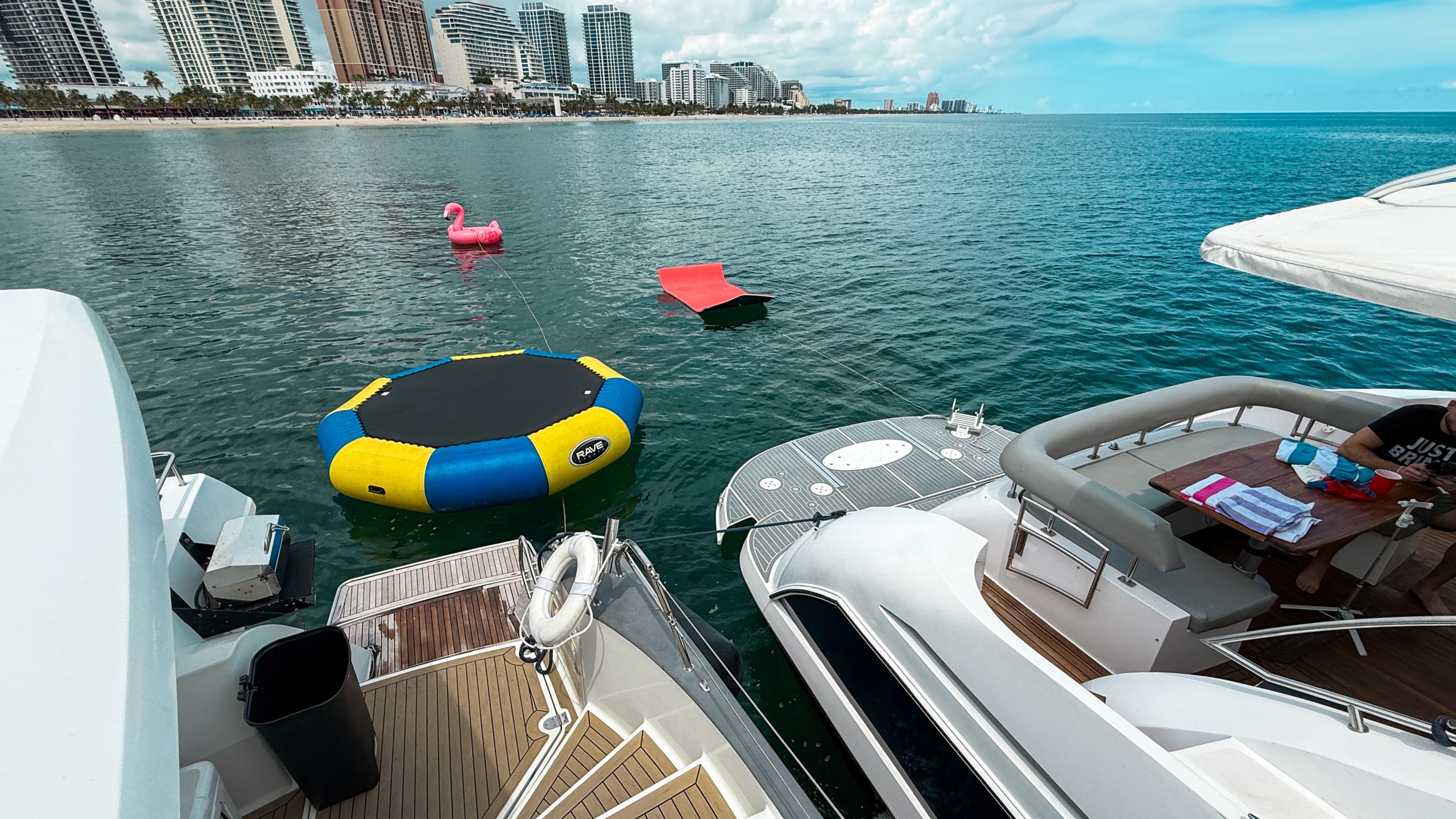 2560x1440_IMG_0438 - Flamingo